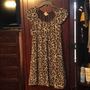 Misses flirty leopard print dress with cute detail